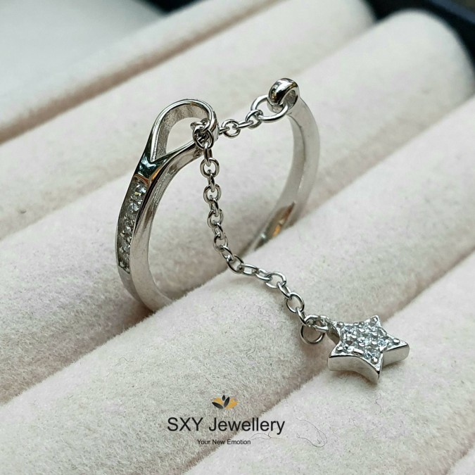 Дамски сребърен пръстен "Звезда" | SR3651